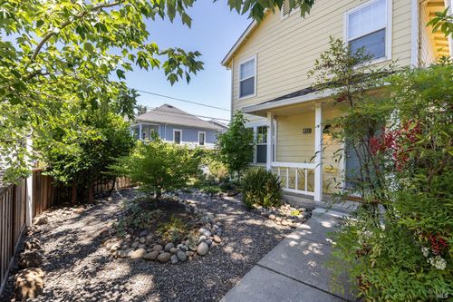 1488 North Street, Santa Rosa, CA, 95404 | Card Image