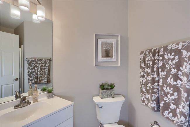 135 Linden Ct, Condo with 3 bedrooms, 3 bathrooms and 2 parking in Seven Fields PA | Image 35