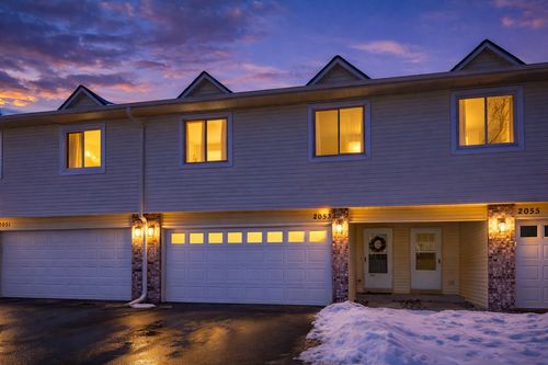 2053 Edgerton St, Maplewood, MN, 55117-2117 | Card Image