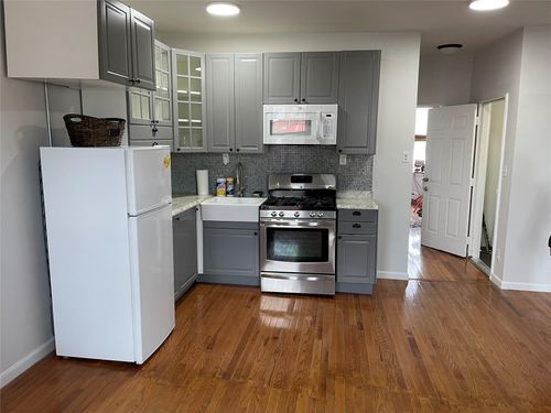 2-54 82nd St, Elmhurst, NY, 11373-4719 | Card Image