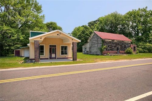4523 E River Rd, Bohannon, VA, 23021-2005 | Card Image