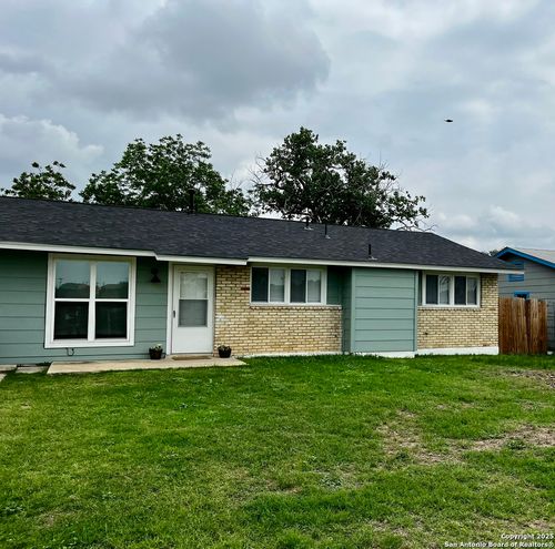 1519 Hunter Blvd, San Antonio, TX, 78224-2328 | Card Image