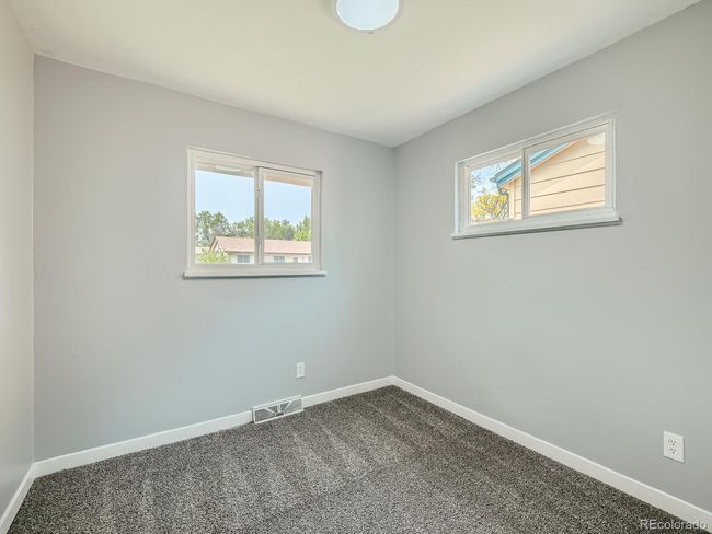 29 Bedroom.jpg | Image 16
