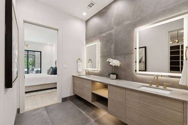 Beautiful sleek primary bath | Image 16