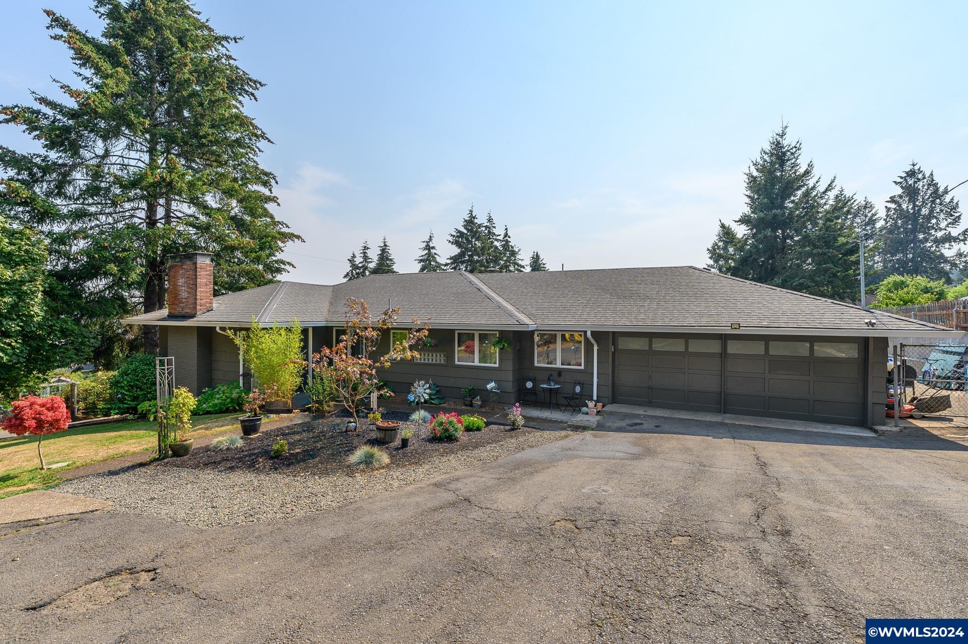 Oak St, Willamina, OR 97396