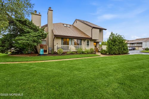 81 Cotswold Cir, Ocean, NJ, 07712-2648 | Card Image