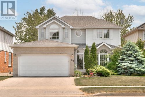 82 Pine Ridge Dr, Guelph, ON, N1L1J1 | Card Image