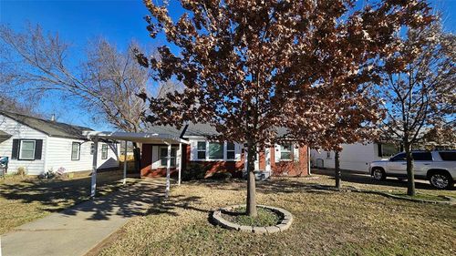 721 Procter Pl, Midwest City, OK, 73110-2521 | Card Image