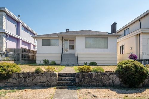 6758 Killarney St, Vancouver, BC, V5S2Y3 | Card Image