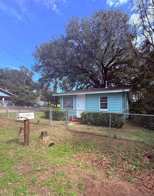 3417 Laura St, TALLAHASSEE, FL, 32305-7351 | Card Image