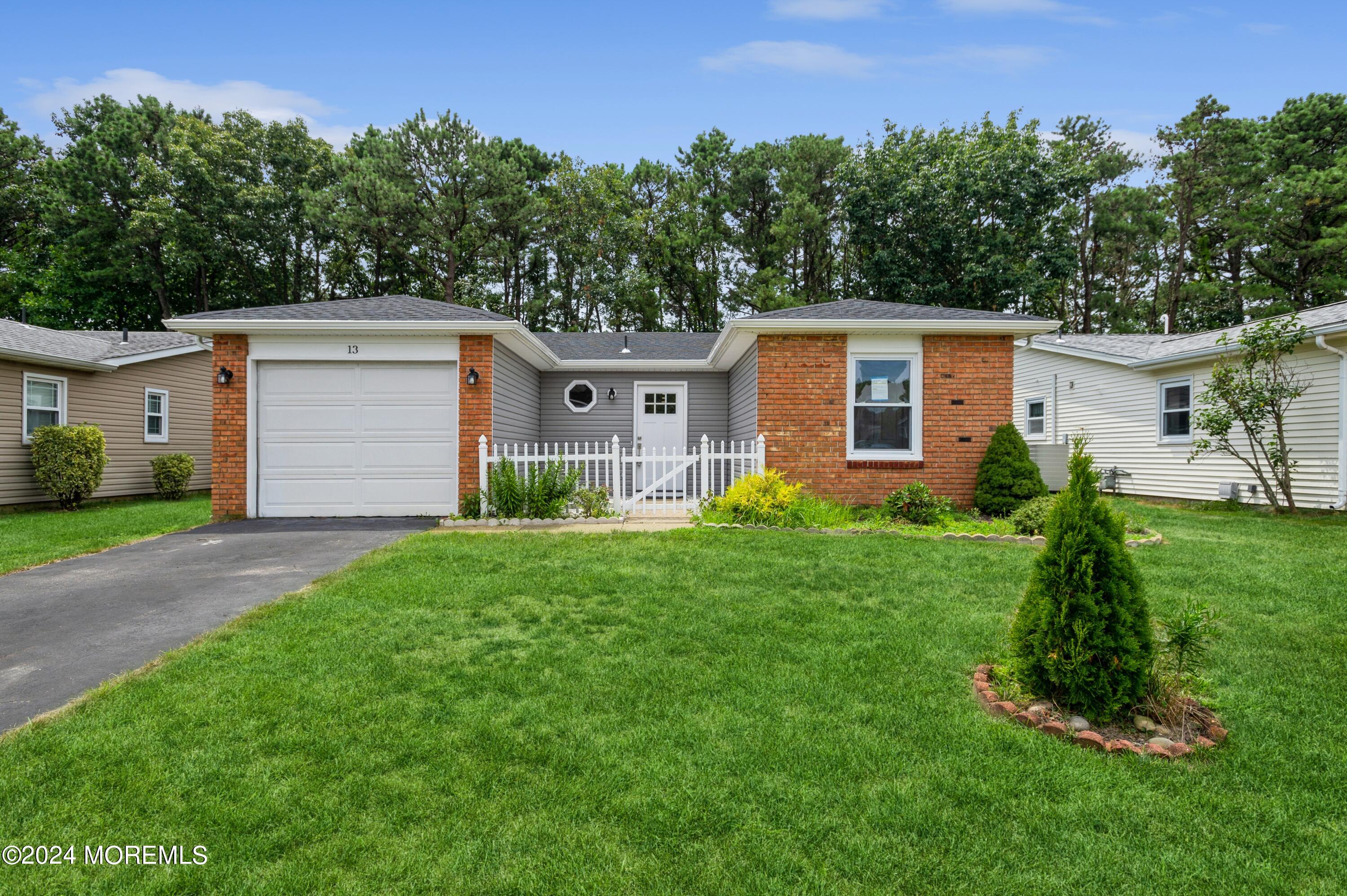 Courtshire Dr, Brick, NJ 08723