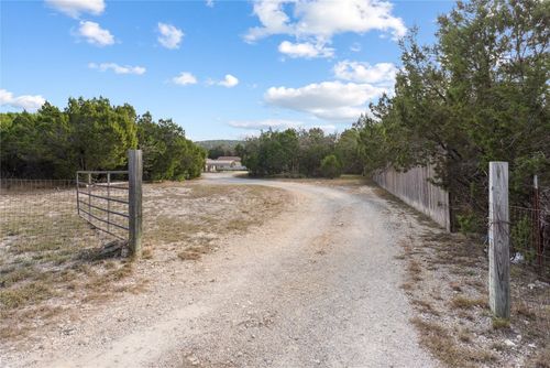 13715 Pecan Holw, Leander, TX, 78641-7623 | Card Image