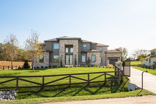 7109 Bonterra Dr, Franklin, TN, 37064-4373 | Card Image