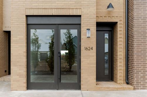 1624 Spoke St, Oklahoma City, OK, 73108-3563 | Card Image