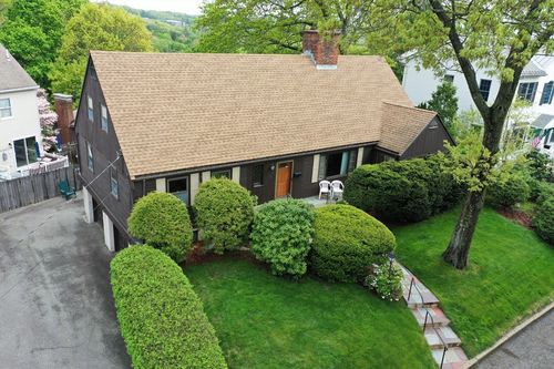 10 Wyola Prospect, Waltham, MA, 02451-2932 | Card Image