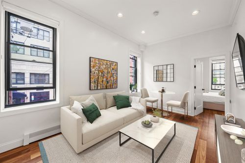 2-331 Grand St, Hoboken, NJ, 07030-2719 | Card Image