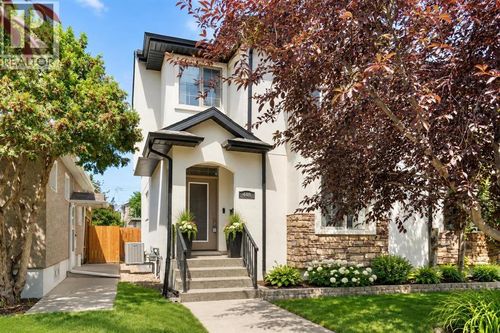 448 25 Ave Nw, Calgary, AB, T2M2A7 | Card Image