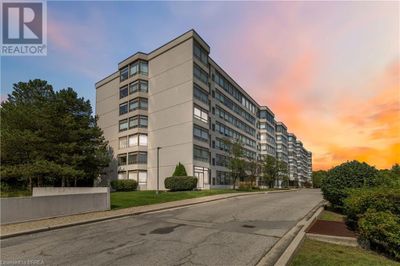 521 Riverside Dr, Condo with 2 bedrooms, 2 bathrooms and 1 parking in London ON | Image 1