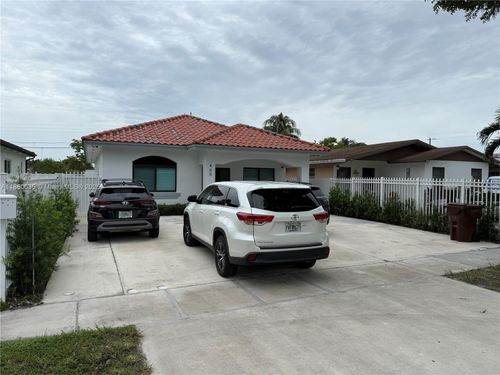 1-465 E 58th St, Hialeah, FL, 33013-1312 | Card Image