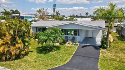 2685 Clyde Street, House other with 2 bedrooms, 1 bathrooms and null parking in Matlacha FL | Image 2