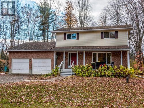 1423 Diamondview Rd, Carp, ON, K0A1L0 | Card Image