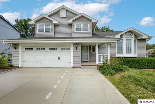 11406 S 43rd St, Bellevue, NE, 68123-1071 | Card Image