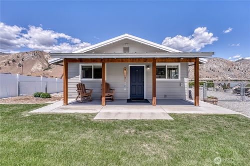 421 Lakeview Dr, Orondo, WA, 98843-9744 | Card Image