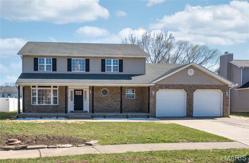 102 Brittany Drive, Fairview Heights, IL, 62208 | Card Image