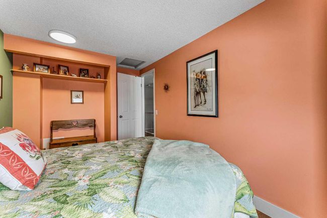 718 Queenston Terrace Se, Home with 2 bedrooms, 1 bathrooms and 2 parking in Calgary AB | Image 17
