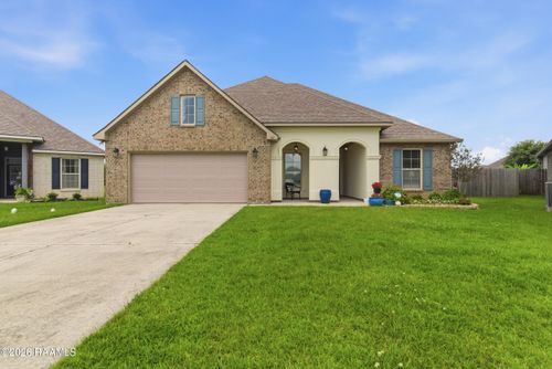 101 Sugar Crest Dr, Youngsville, LA, 70592-1026 | Card Image