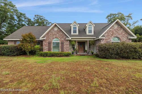 267 Mcdonald Chapel Rd, Collins, MS, 39428-4715 | Card Image