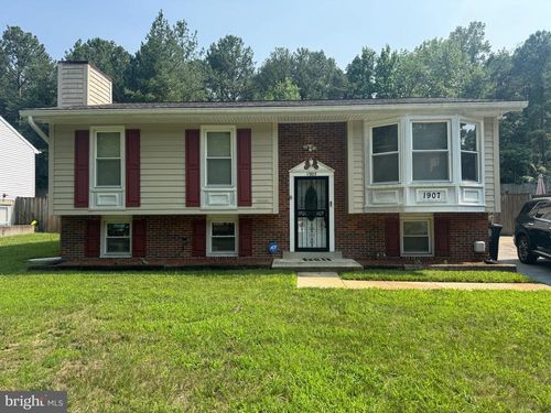 1907 Mystic Ave, OXON HILL, MD, 20745-3264 | Card Image