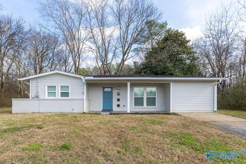 4914 Burros St Nw, Huntsville, AL, 35810-2006 | Card Image