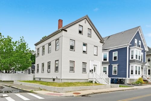 24 Mason St, Salem, MA, 01970-2251 | Card Image