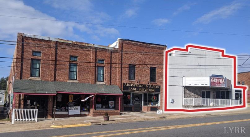 107 N Main St, Gretna, VA 24557