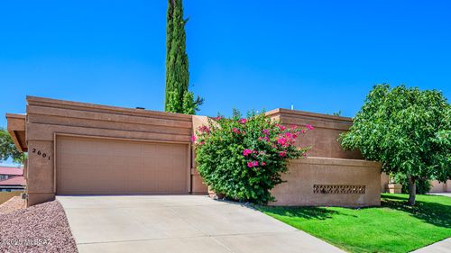 2601 W Old Glory Dr, Tucson, AZ, 85741-2571 | Card Image