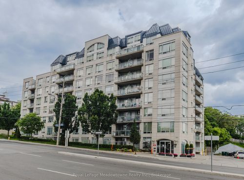 511-1801 Bayview Ave, East York, ON, M4G4K2 | Card Image