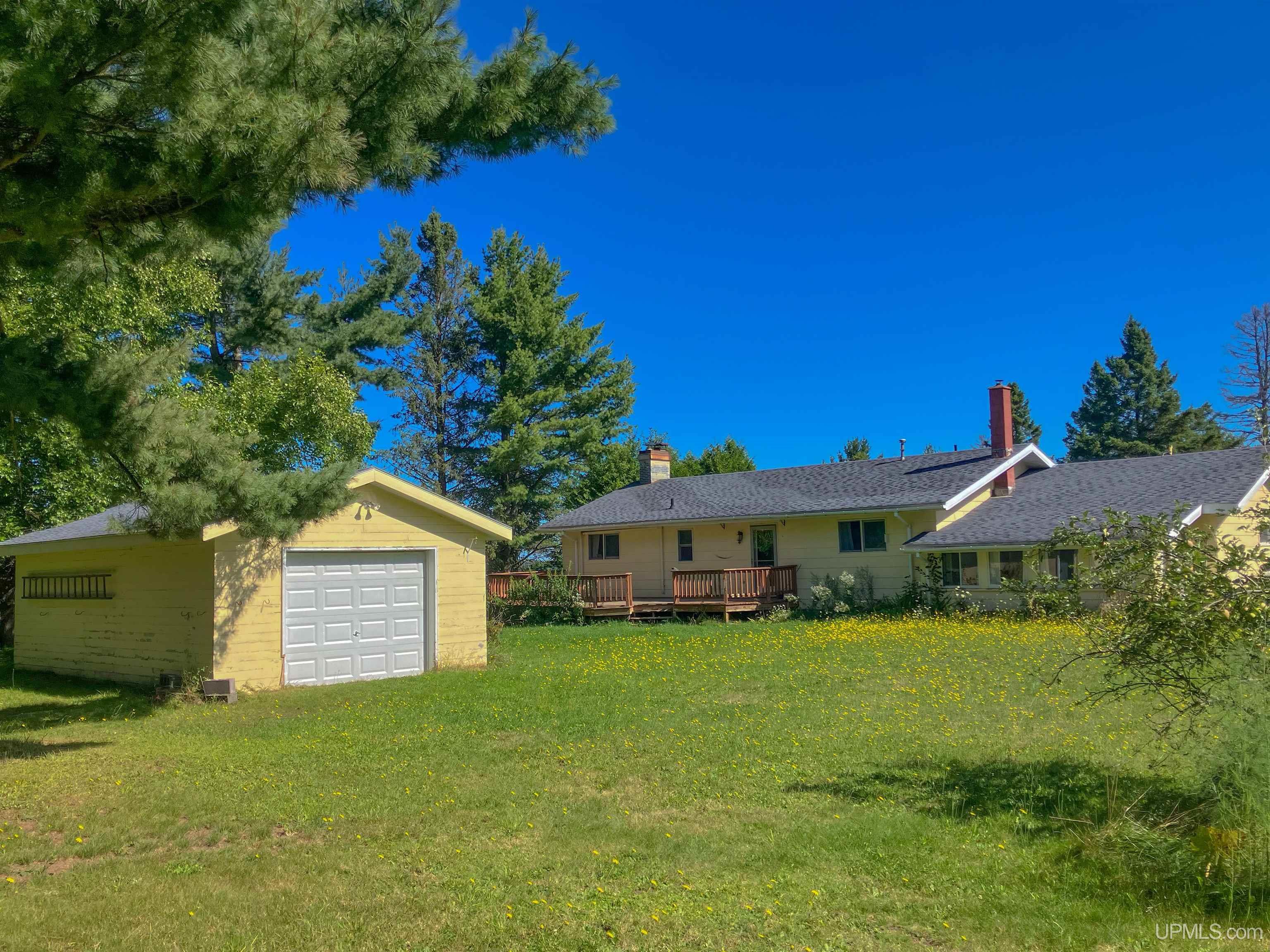 Canal Rd, Houghton, MI 49931