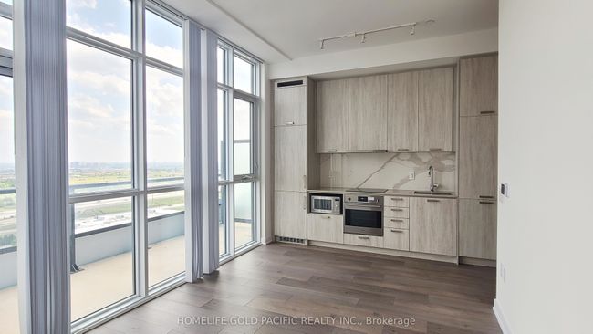 1808 - 10 Honeycrisp Cres, Condo with 0 bedrooms, 1 bathrooms and null parking in Vaughan ON | Image 6