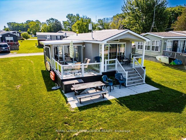 486 Cty Rd 18   3 Beachview Lane, House other with 2 bedrooms, 1 bathrooms and 2 parking in Prince Edward County ON | Image 10