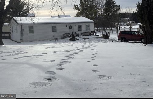 297 Weeping Willow Rd, FALLING WATERS, WV, 25419-4713 | Card Image