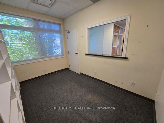 596 Mcnaughton Ave W, Home with 0 bedrooms, 4 bathrooms and 8 parking in Chatham ON | Image 7