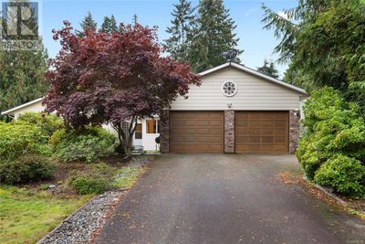 749 Canyon Crescent Rd, House other with 4 bedrooms, 3 bathrooms and 5 parking in Qualicum Beach BC | Image 1