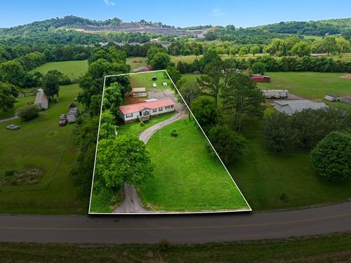 19 Clark Mill Rd, Fayetteville, TN, 37334-7101 | Card Image