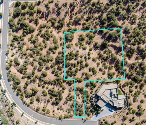 569 Calle Mirasol, Santa Fe, NM, 87501-8337 | Card Image