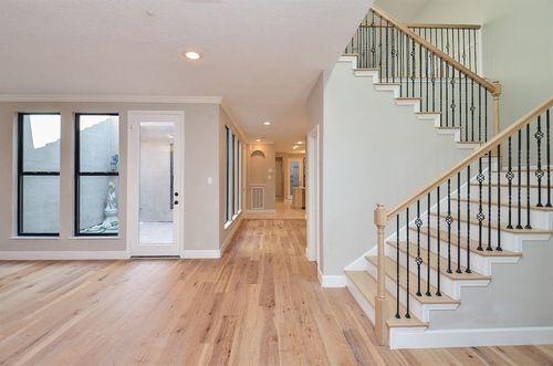 15735 Tanya Cir, Houston, TX, 77079-5060 | Card Image