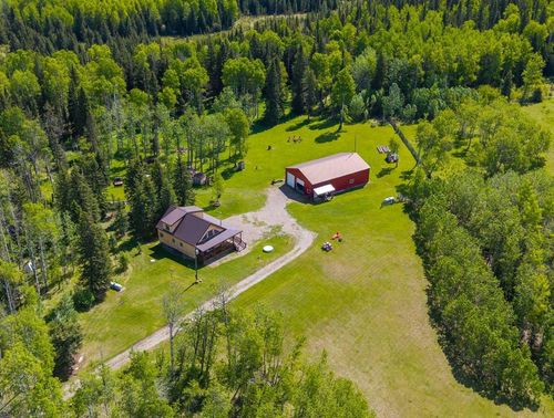 33445 Highway 587, Rural Mountain View County, AB, T0M1X0 | Card Image