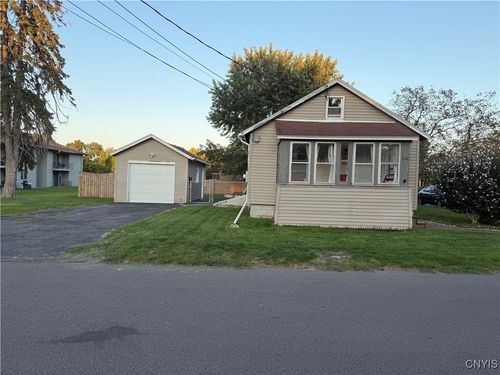 500 Hazelhurst Ave, Syracuse, NY, 13206-2150 | Card Image