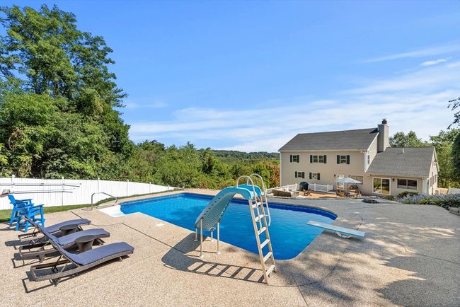 24 Lakeview Ave, House other with 4 bedrooms, 4 bathrooms and 6 parking in Danvers MA | Image 35