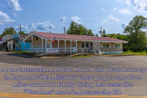 109 E Highway B, Raymondville, MO, 65555-9102 | Card Image